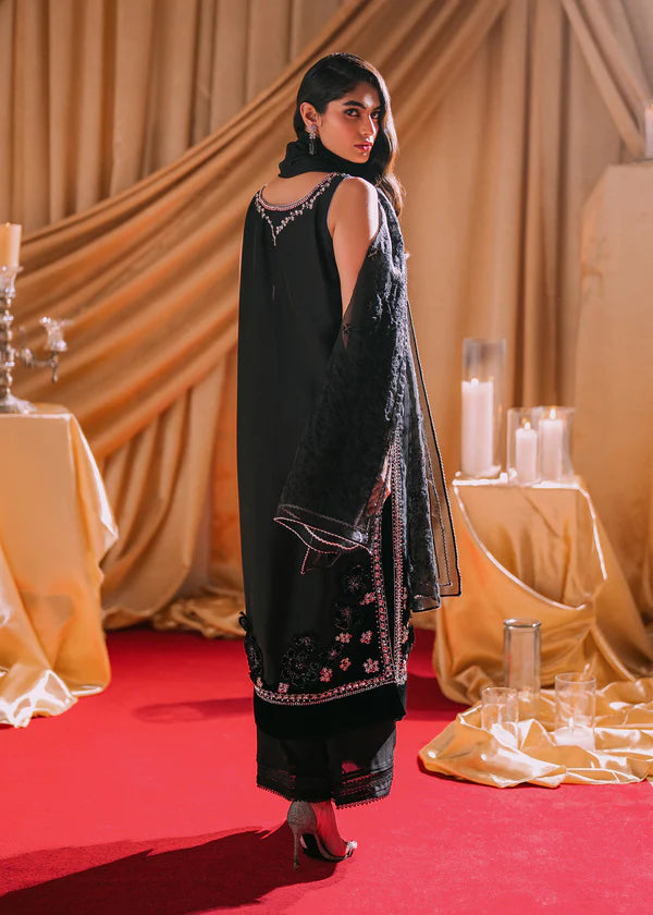 SMOKED PEARL by Umsha by Uzma